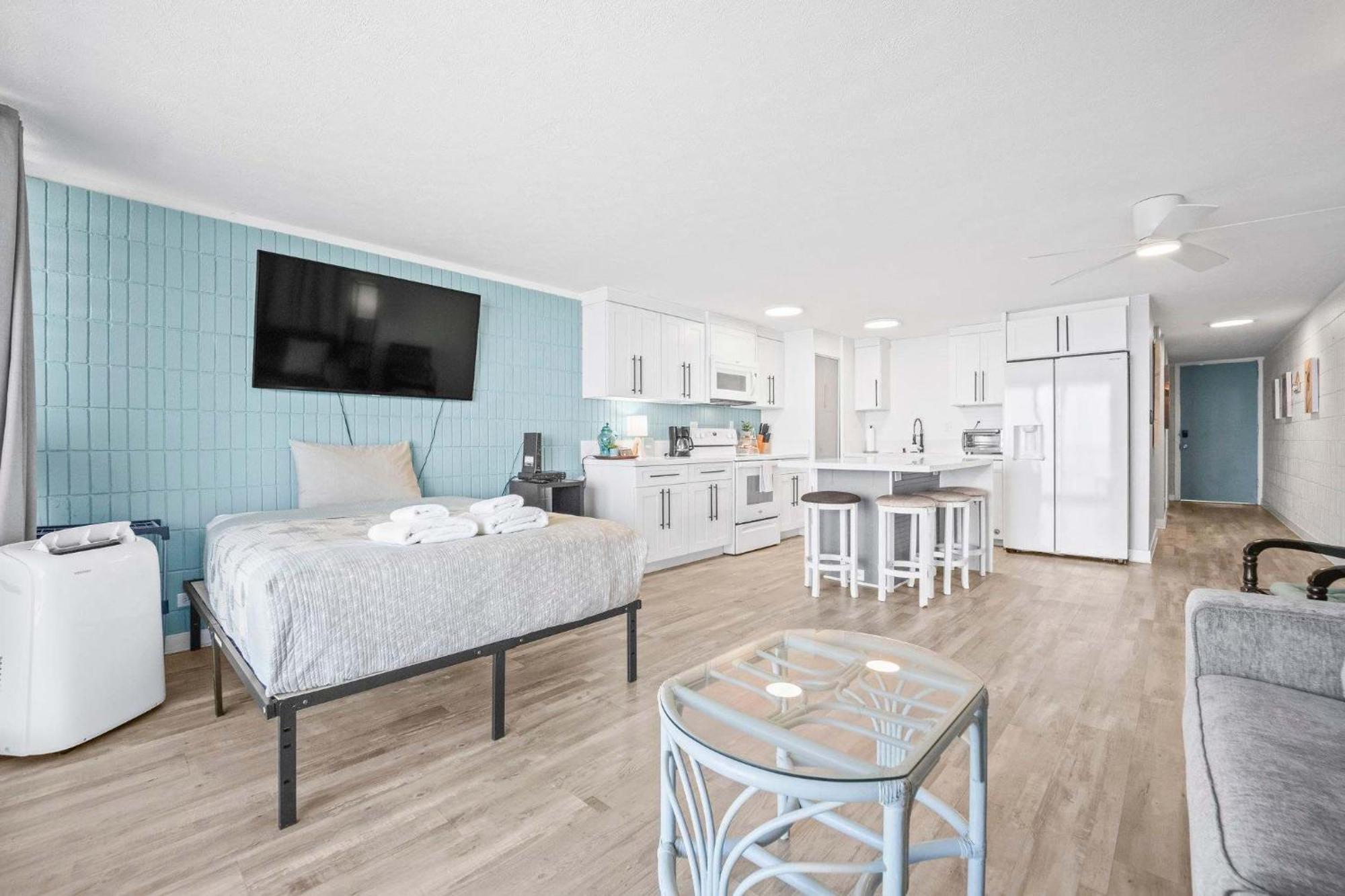 Beautiful Beachfront Condo Laie Exteriör bild