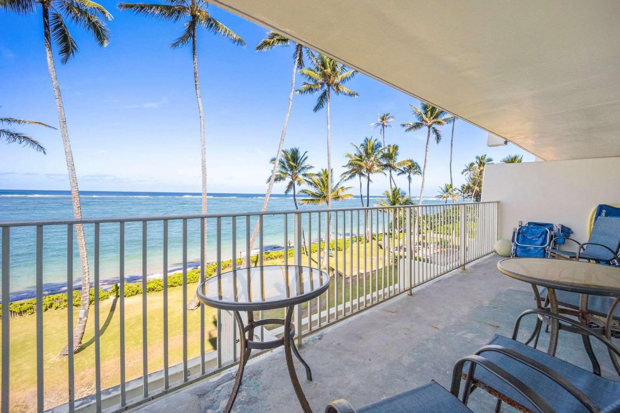 Beautiful Beachfront Condo Laie Exteriör bild
